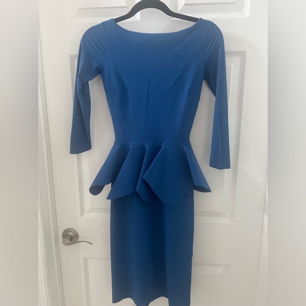NWOT CHIARA BONI LA PETITE ROBE
Dinara Peplum Sheath Cocktail Dress US sz 4 - Picture 3 of 6